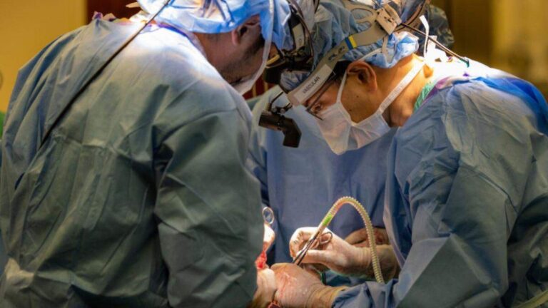 Clínicas fraudulentas y negligencia médica ponen en riesgo la vida de quienes buscan cirugías estéticas en Puebla