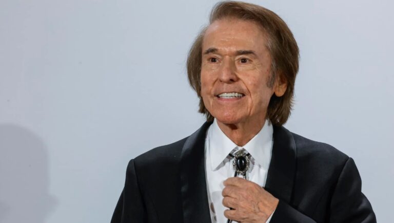 Raphael anuncia que grabará un nuevo álbum dedicado a la música mexicana antes de que termine 2026