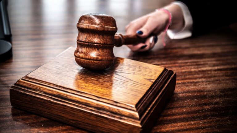 Demanda busca remover a consejeros del IEE Puebla; magistrado propone rechazar acusaciones