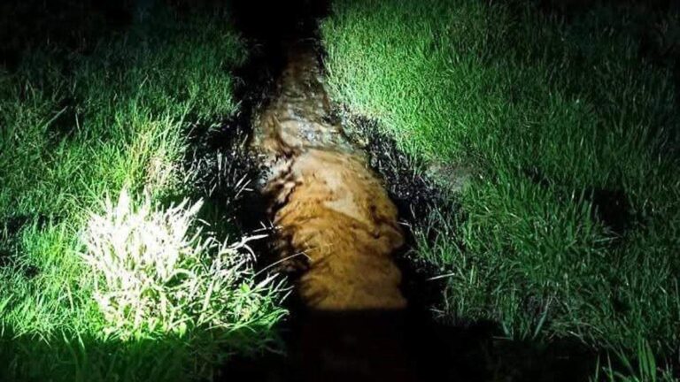 Derrame de hidrocarburo contamina agua en Venustiano Carranza