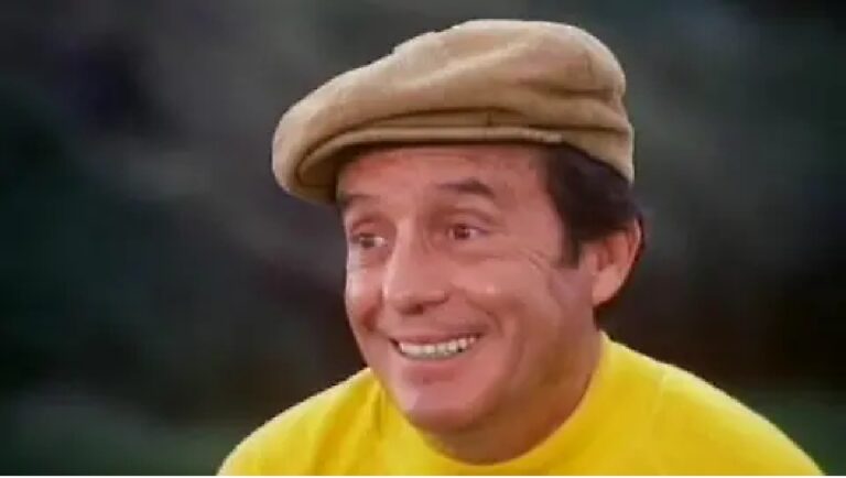 Hijo de Chespirito se dice honrado por homenaje con inteligencia artificial en convocatoria de la Selección Mexicana