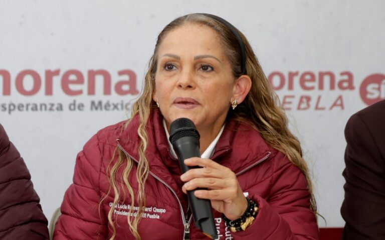 Olga Lucía Romero permanece como dirigente de Morena Puebla y descartan su salida