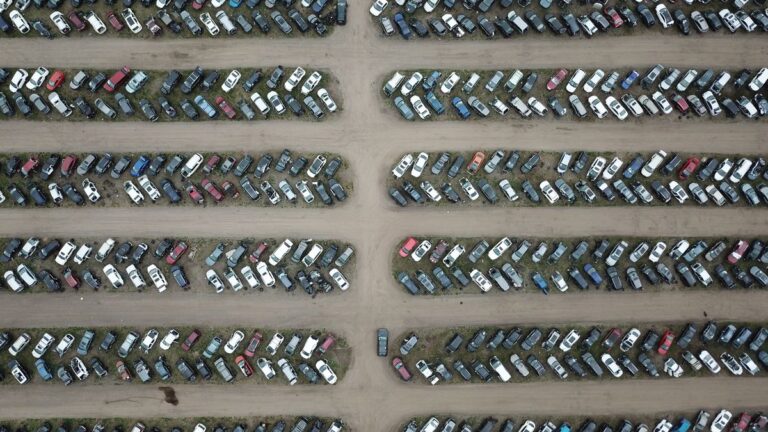 Propietario de camión denuncia que Fiscalía de Puebla congeló investigación por robo de autopartes en corralón