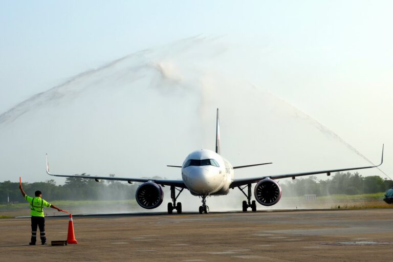 Volaris estrena ruta aérea entre Villahermosa y Puebla con cuatro vuelos semanales