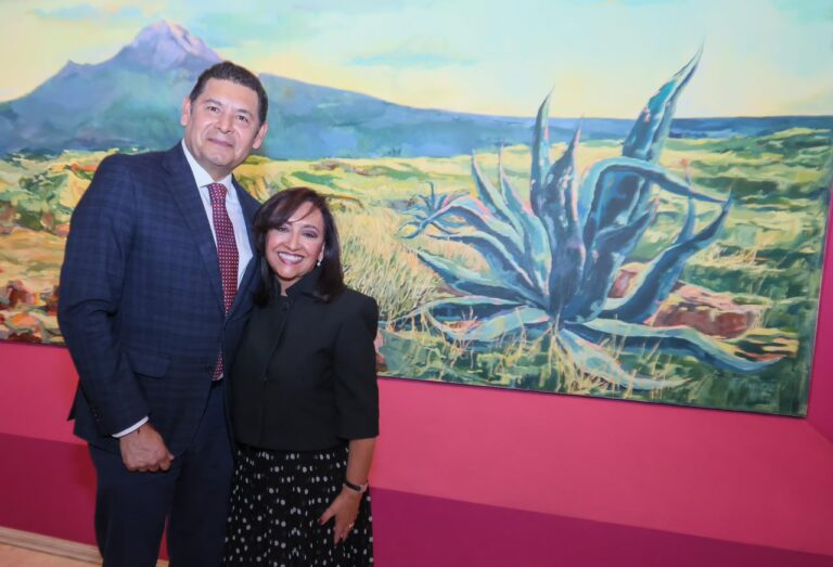 Gobernadores de Tlaxcala y Puebla encabezan encuentro para fortalecer seguridad regional Gobernadores de Tlaxcala y Puebla encabezan encuentro para fortalecer seguridad regional
