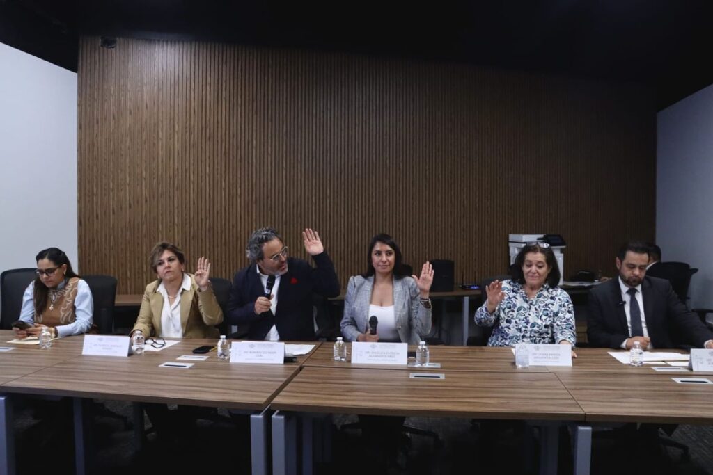 Sesión de la Comisión de Turismo del Congreso del Estado de Puebla durante la aprobación de reformas a la Ley de Turismo
