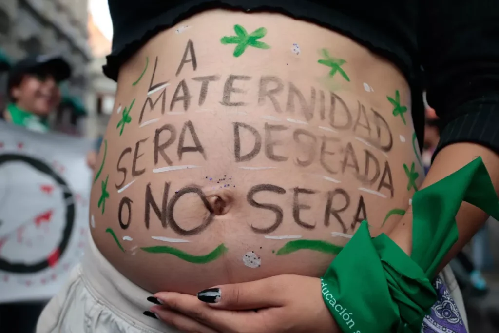 Informe sobre acceso al aborto legal en Puebla revela uso de técnicas obsoletas y cobertura limitada