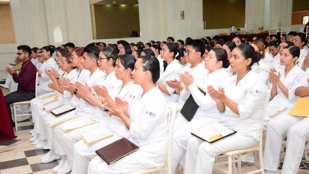 Convocatoria de la Universidad de la Salud del Estado de Puebla para bachillerato en Enfermería 2026-2027