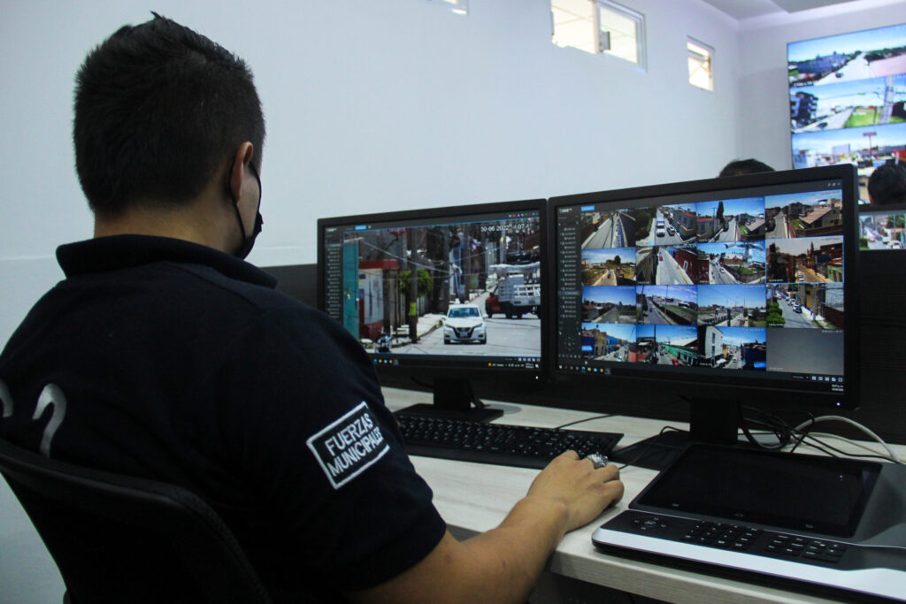 Centro de Control y Comando C2 en municipio de Puebla con sistema de videovigilancia