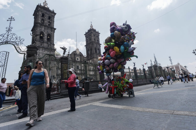Puebla recibe más de 8 millones de visitantes en el primer semestre de 2026 y proyecta fuerte derrama por Chile en Nogada Puebla recibe más de 8 millones de visitantes en el primer semestre de 2026 y proyecta fuerte derrama por Chile en Nogada