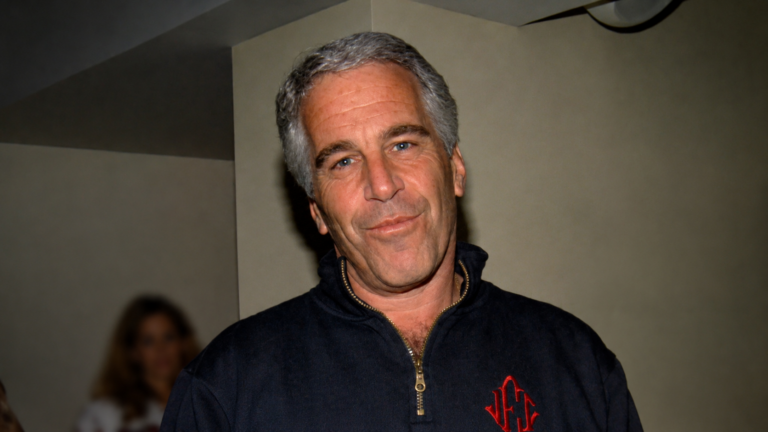Jeffrey Epstein, cuyo patrimonio está en el centro de una demanda de Nuevo México contra su abogado y su contador.